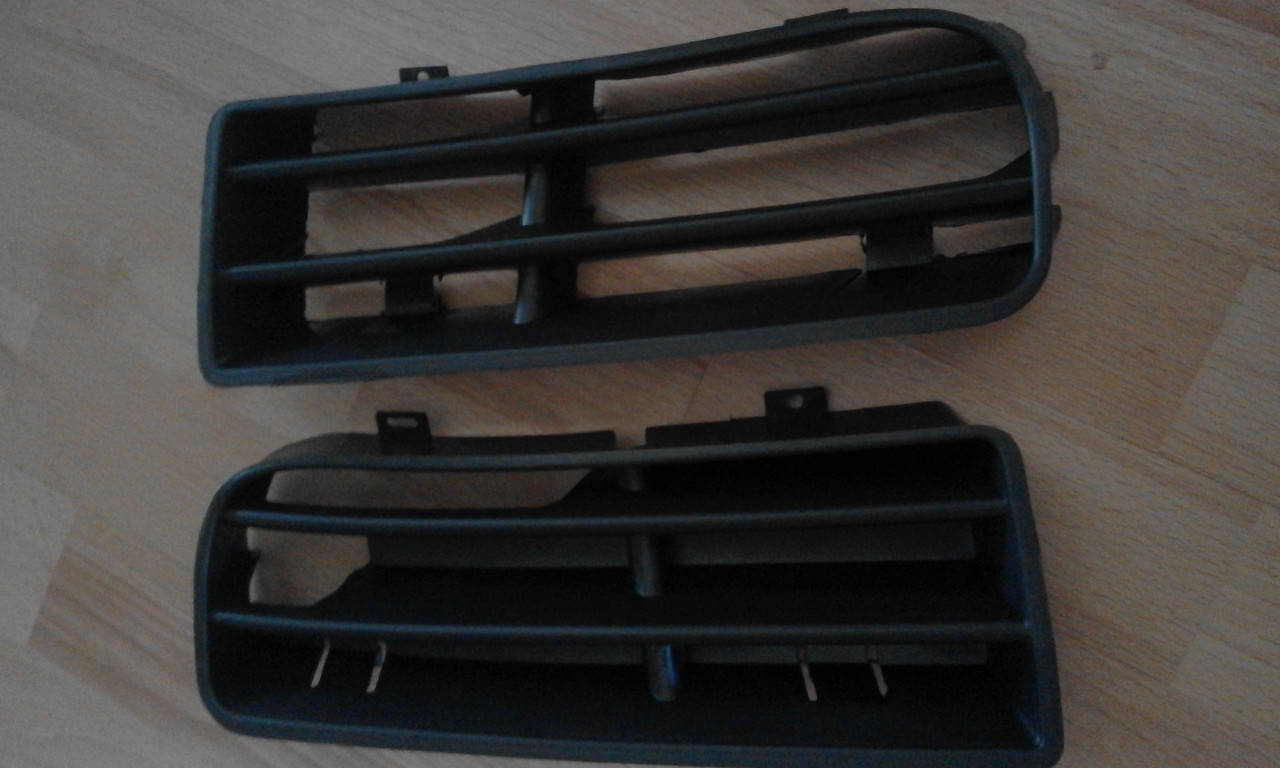 

Решётка в бампер передний левый правый VOLKSWAGEN GOLF 4 1997-2003, Черный