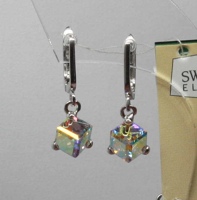 

Серьги серебряные "Swarovski Куб Д6" Aurora Borealis - Хамелеон