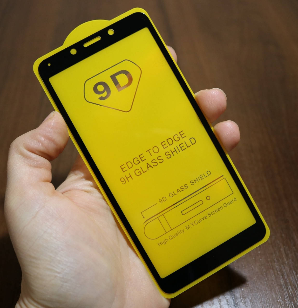

Защитное стекло AVG 9D Full Glue для Xiaomi Redmi 6 полноэкранное черное