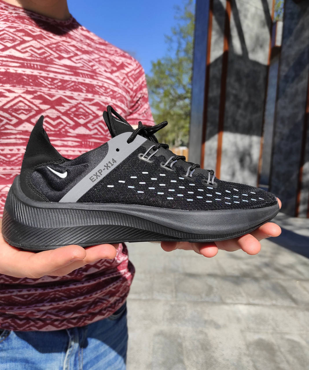 

Мужские кроссовки черные Nike EXP-X14, Черный