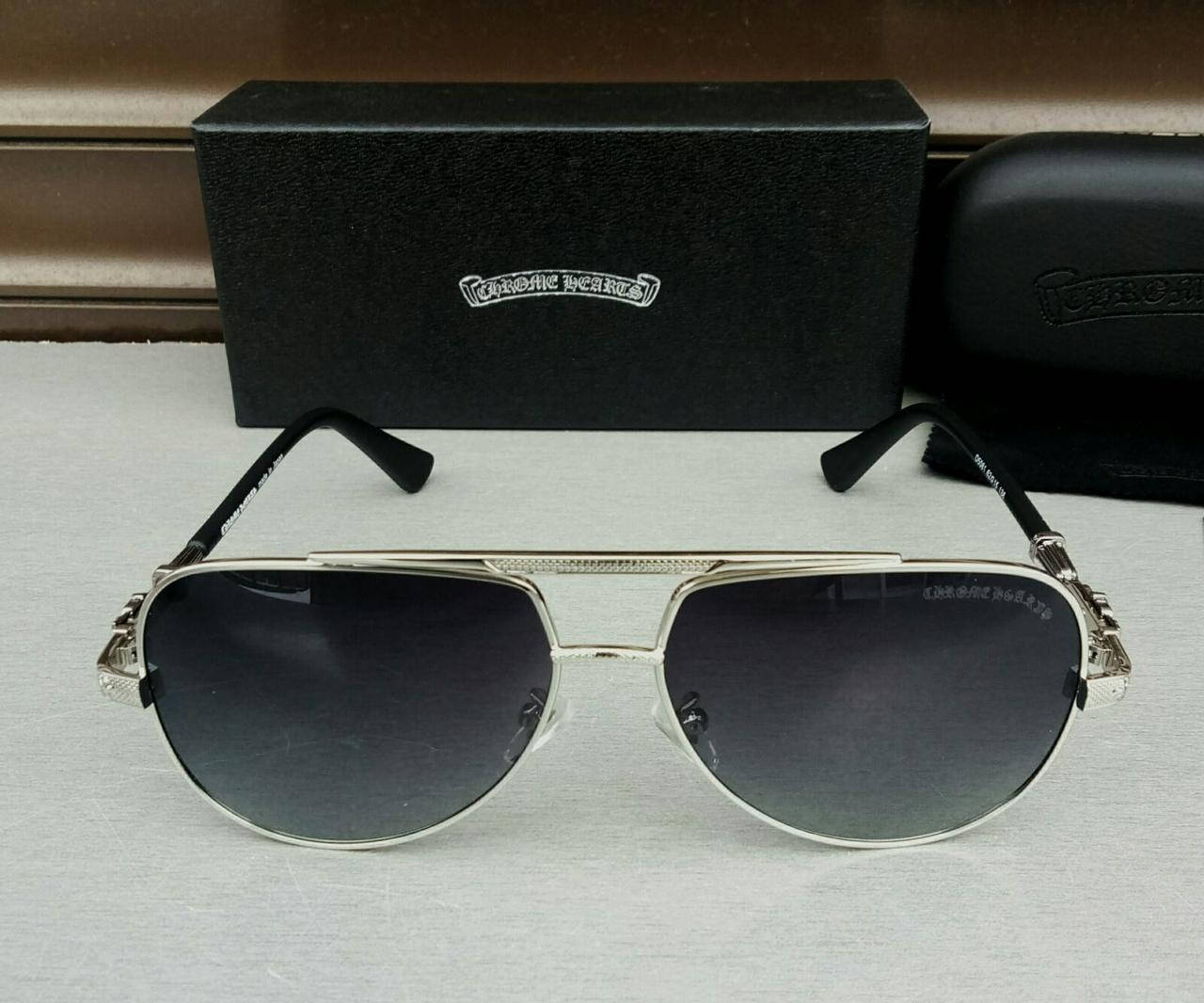 

Очки chrome hearts мужские солнцезащитные поляризированые с градиентом