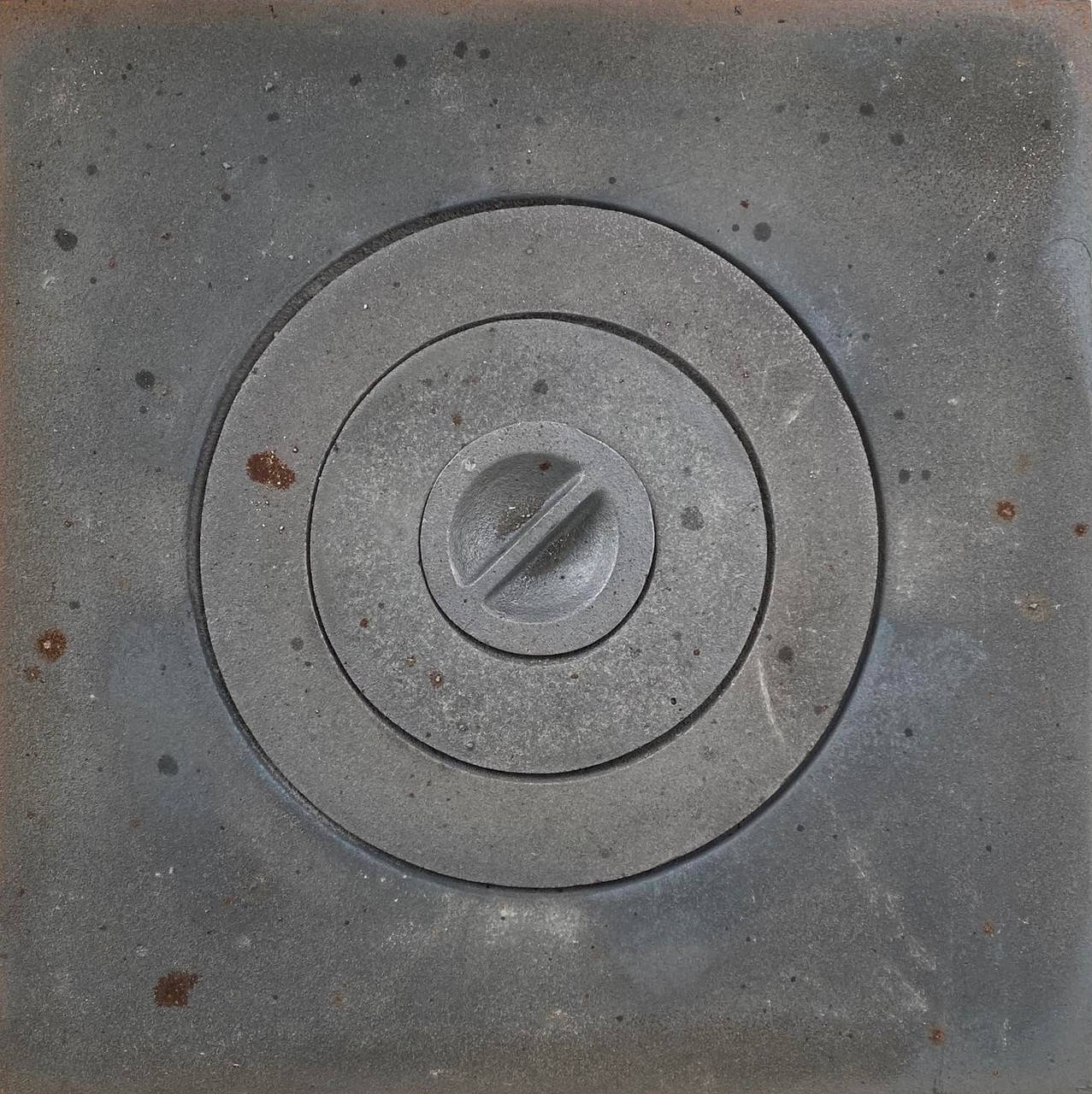 

Плита чугунная печная с кольцами 410х410 под казан