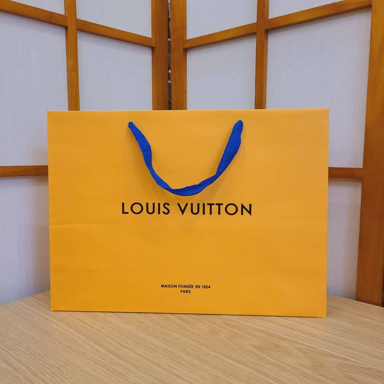 

Подарочный пакет Louis Vuitton желтый, горизонт, mах