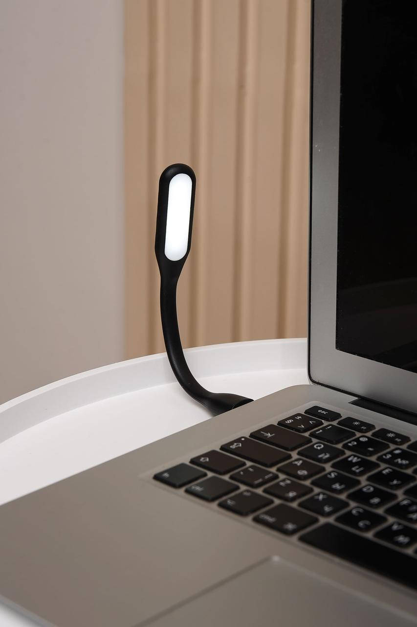 

Гибкий usb led-6 светильник 144029M