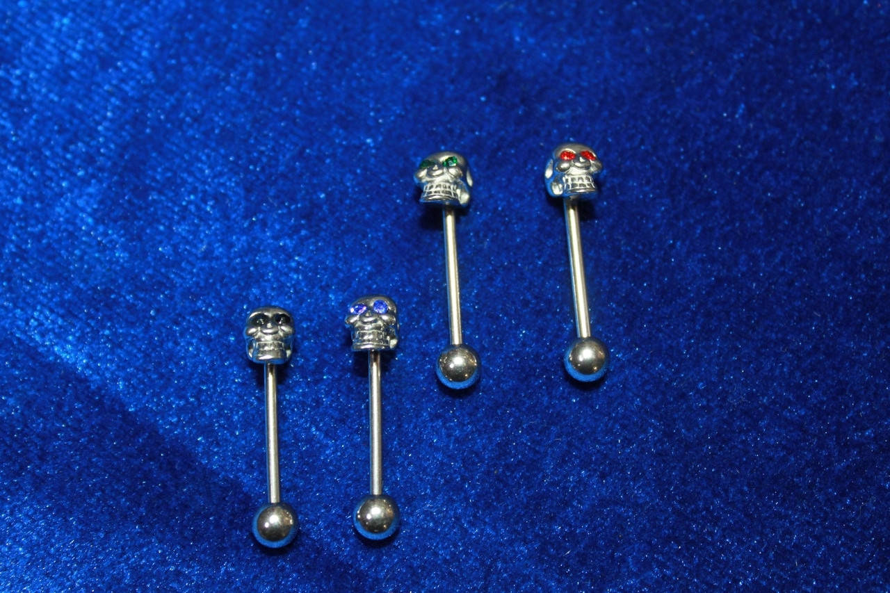 

Сережка серебристая медицинская сталь для пирсинга языка череп с камнями с камнями 1 шт 25 мм