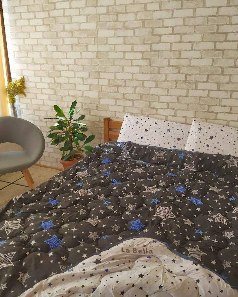 

Зимнее одеяло из овечей шерсти Звезды полуторное, Черный