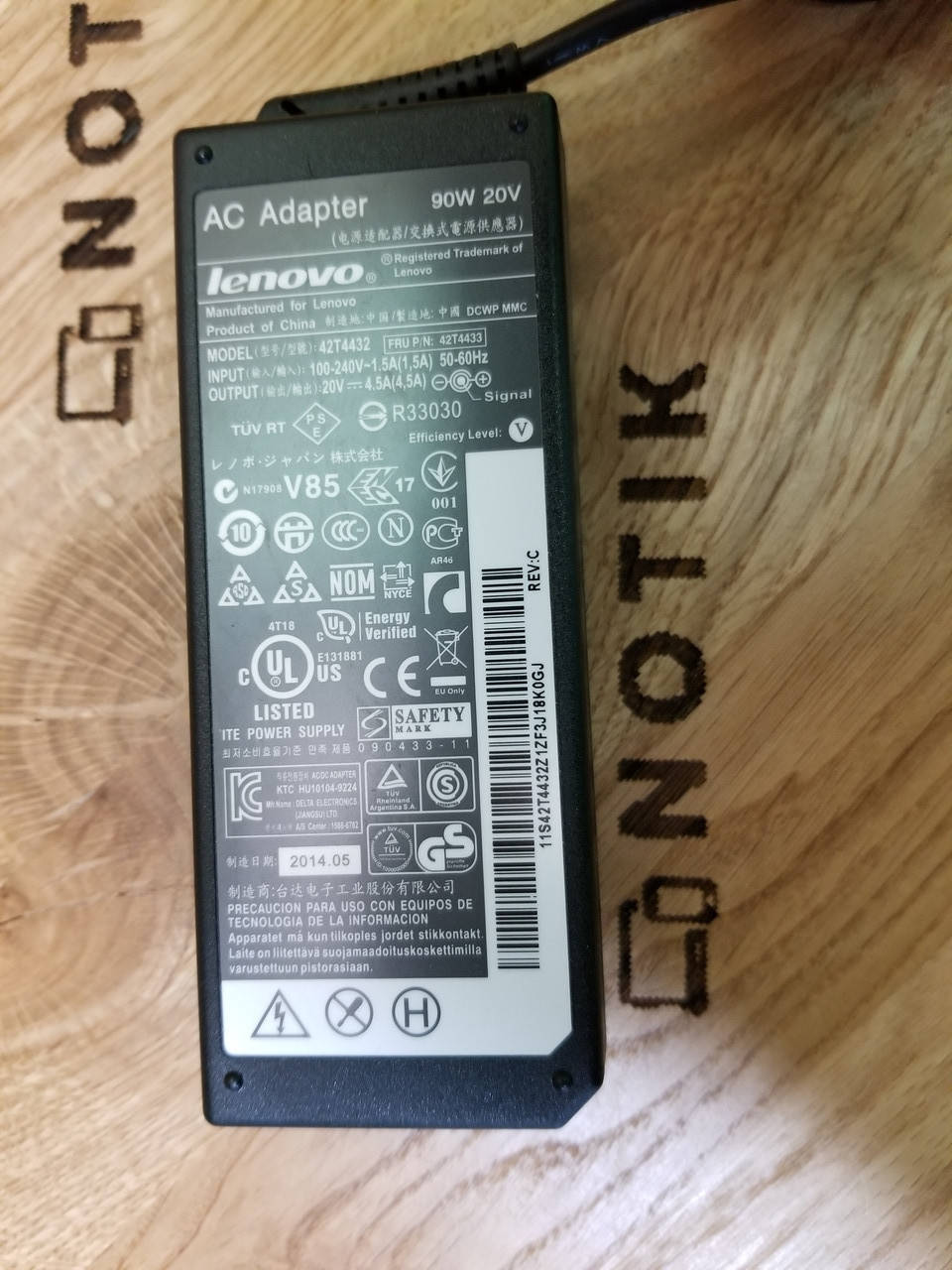 

Блок питания для ноутбука Lenovo 90W 20V 4.5A 7.9x5.5mm (42T4432) ОРИГИНАЛ