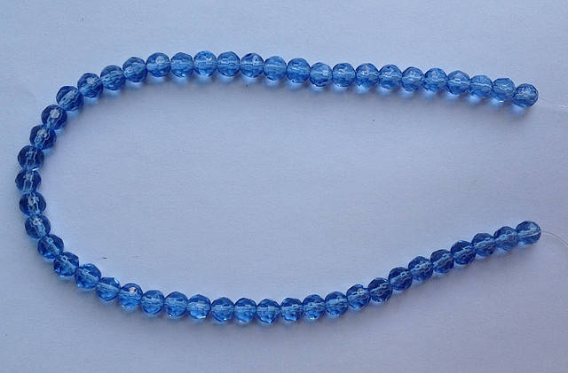 

Бусина Шар с огранкой цвет голубой 6 мм