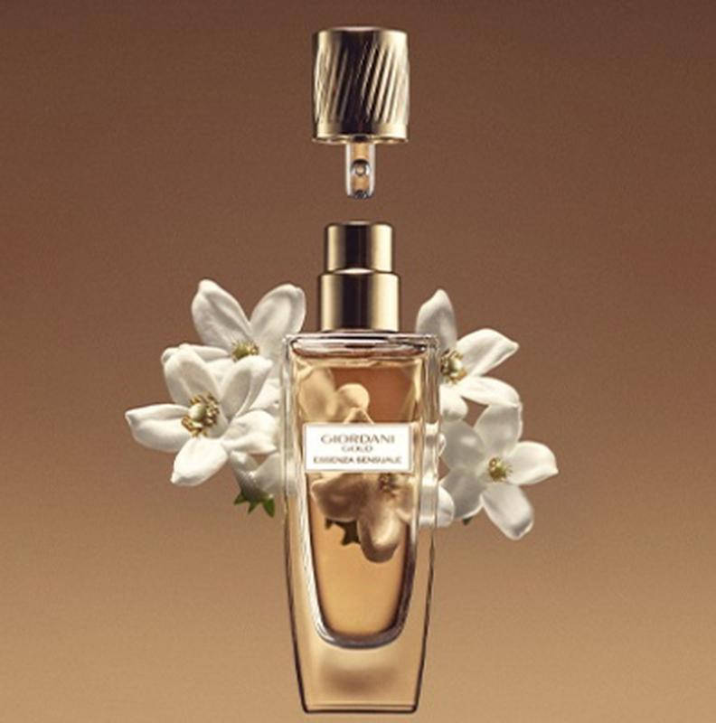 

Парфюмерная вода Giordani Gold Essenza Sensuale - 30 мл.