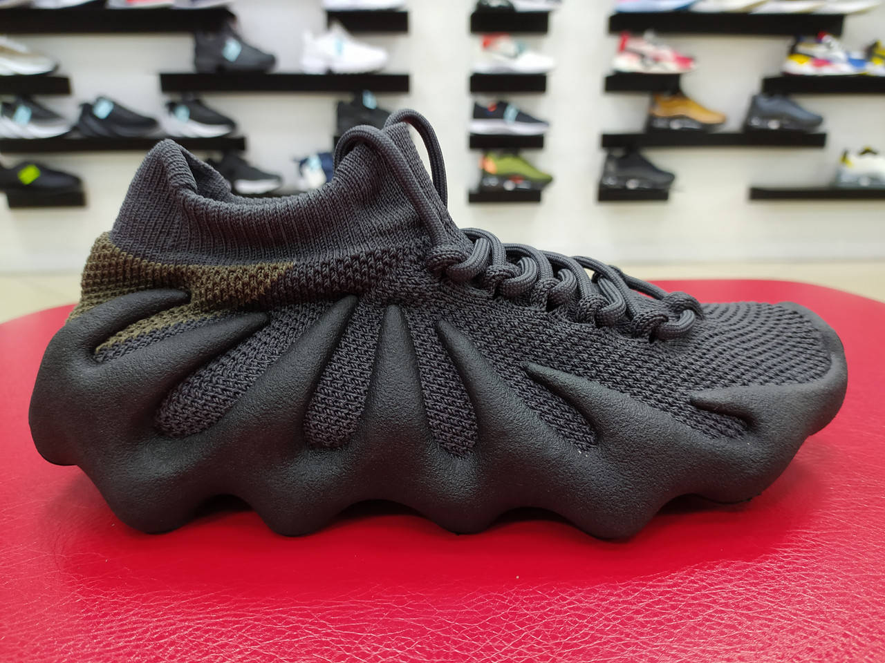 

Adidas Yeezy Boost 450,кроссовки мужские
