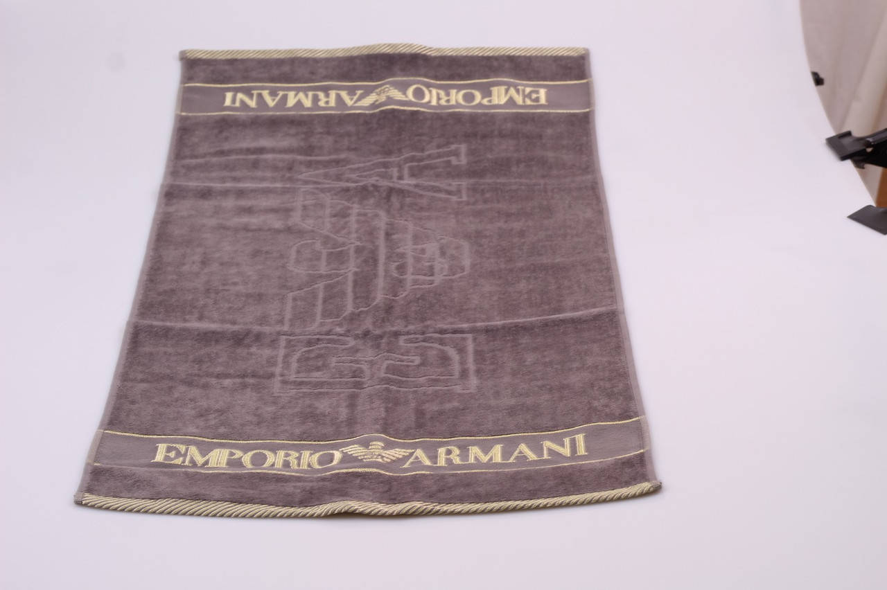 

Полотенце махровое AISHA Узбекистан 70*140 велюр Armani