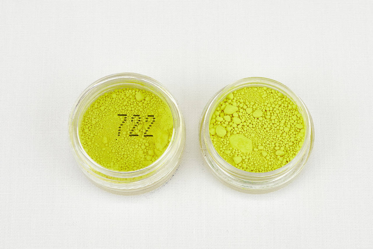 

Пігмент органічний світлостійкість лимонний №722 Пігмент для мила манікюру декору смоли 2 мл