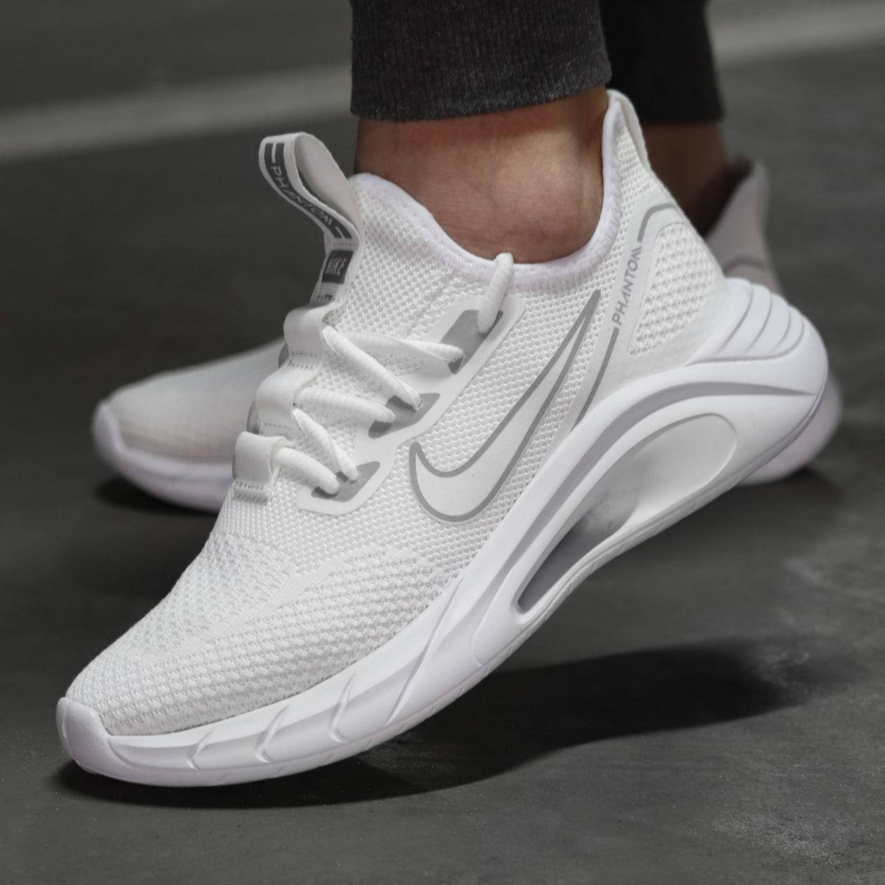 

Кроссовки Nike белые мужские сетка 41, Белый