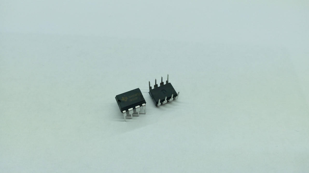 

Микросхема таймер NE555P, DIP-8 TI, Оригинал