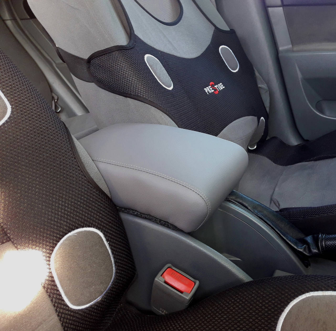 

Подлокотник на Шевроле Лачетти 1.6 для Chevrolet Lacetti (Серый Гладкий)