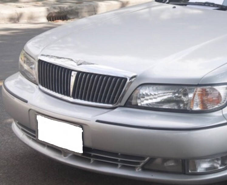

Решетка радиатора Nissan Maxima A32