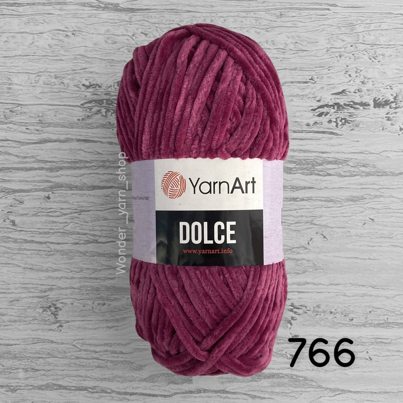 

Плюшевая пряжа YarnArt Dolce (ЯрнАрт Дольче) 766, сливовый