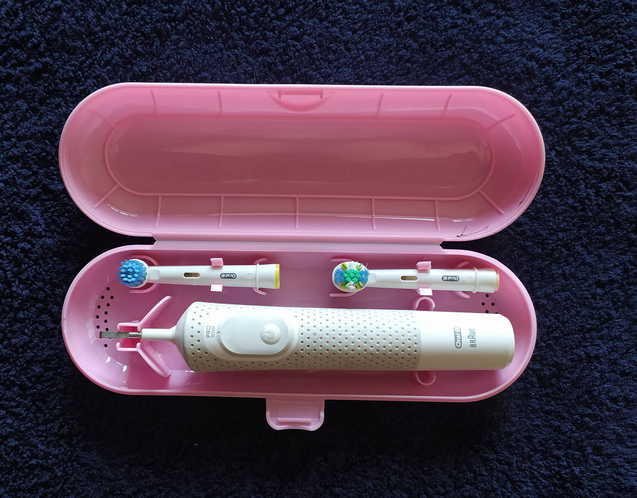 

Футляр для электрощетки Oral-b Braun и 2-х насадок кейс для щетки Орал-би Браун розовый