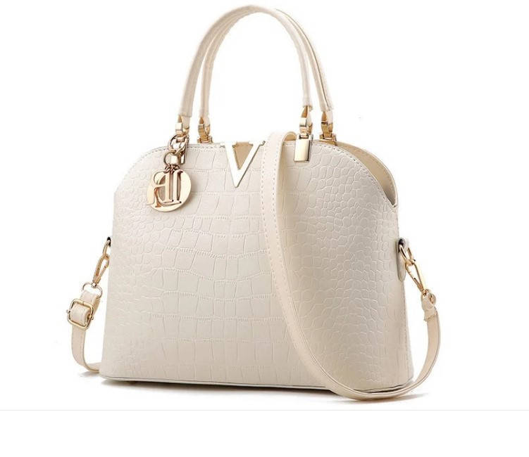 

Стильная женская модная сумка, качественная красивая из ПУ кожи черного цвета Молочный