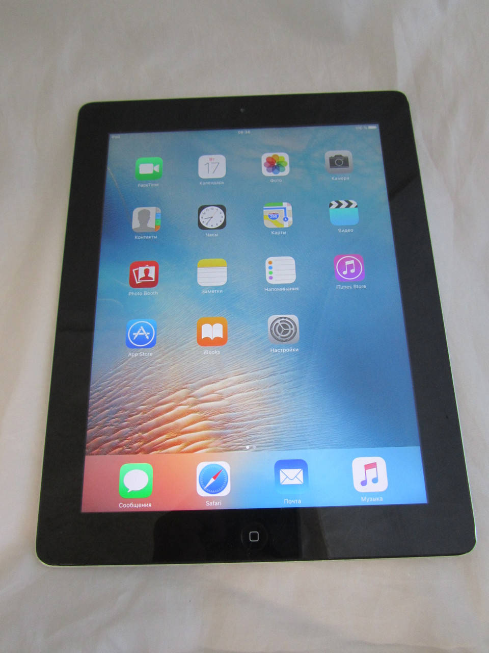 

Apple iPad 3 16Gb WI-FI Black, Белый
