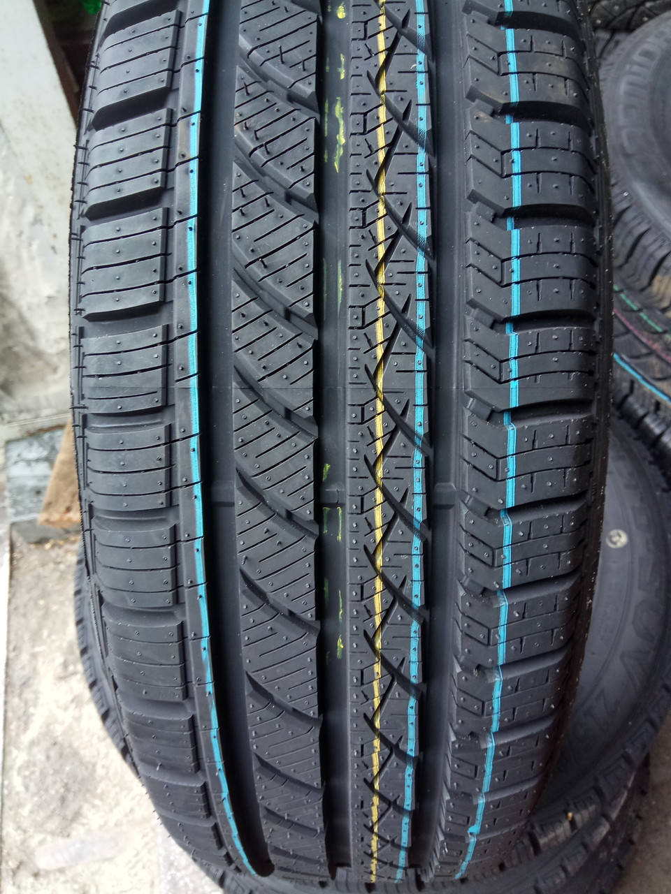 

Шины всесезонка 205/70R15 96H Premiorri Vimero-SUV
