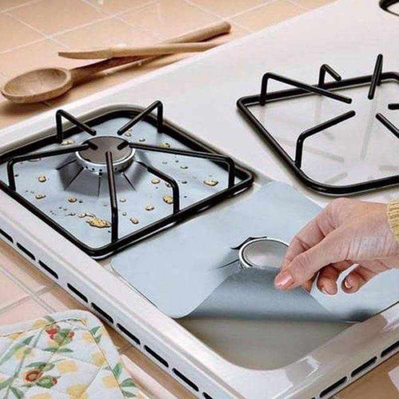 

Тефлоновые накладки 30х30 cм для газовых плит серебристые 4 шт в упаковке