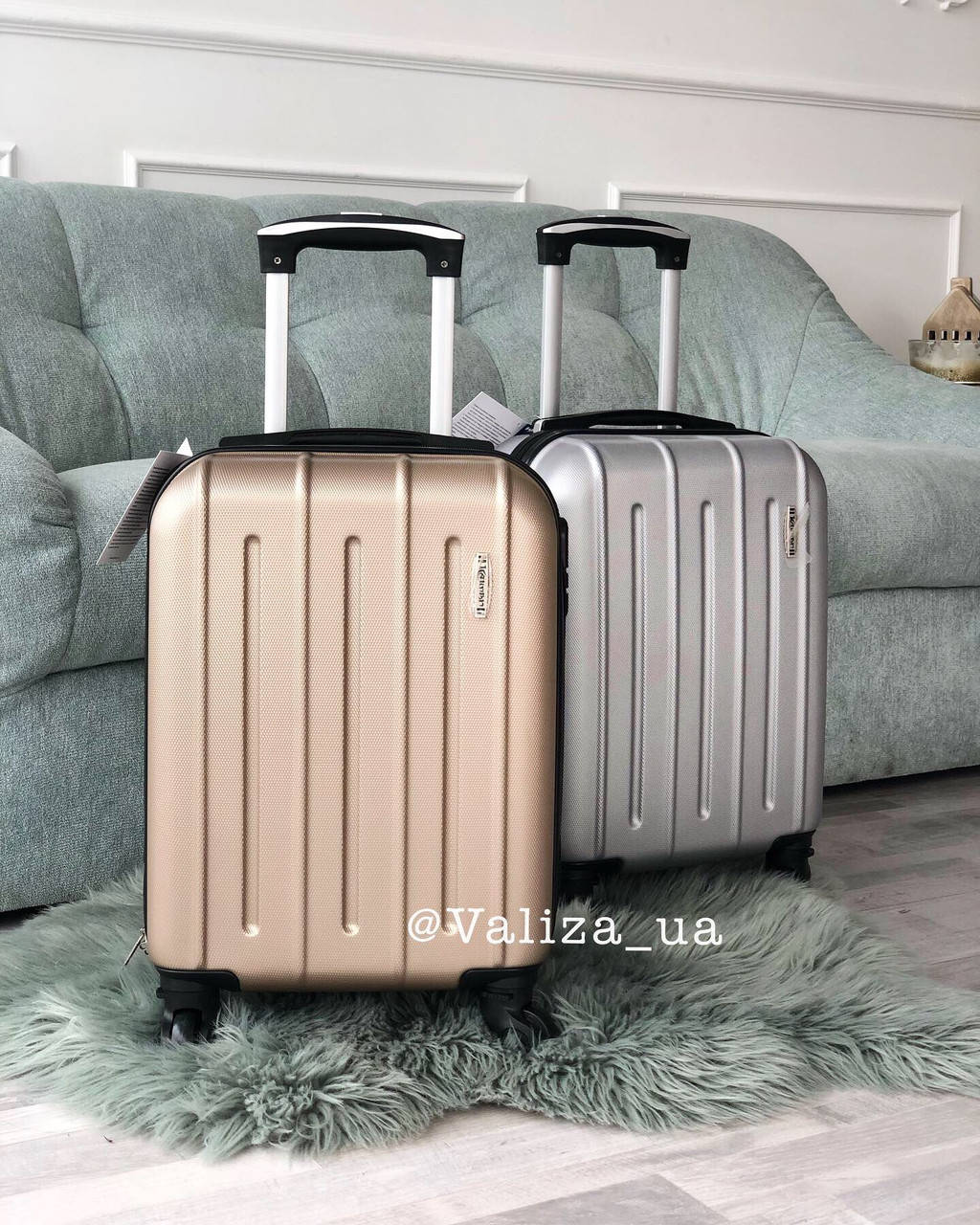 

Маленький пластиковый чемодан для ручной клади для лоукостов 40 30 20 золотой, Бежевый