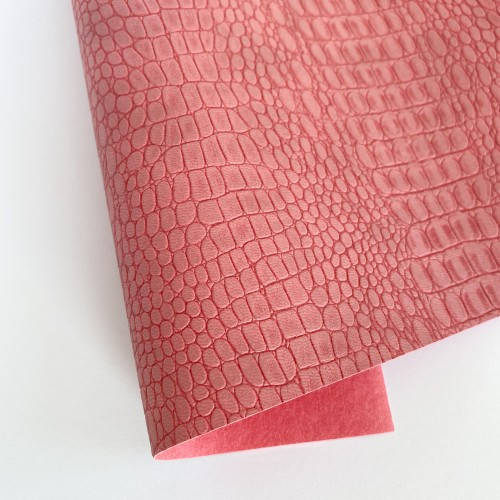 

Шкірзамінник палітурний - фактура крокодил - тьмяна троянда - 25х35 см