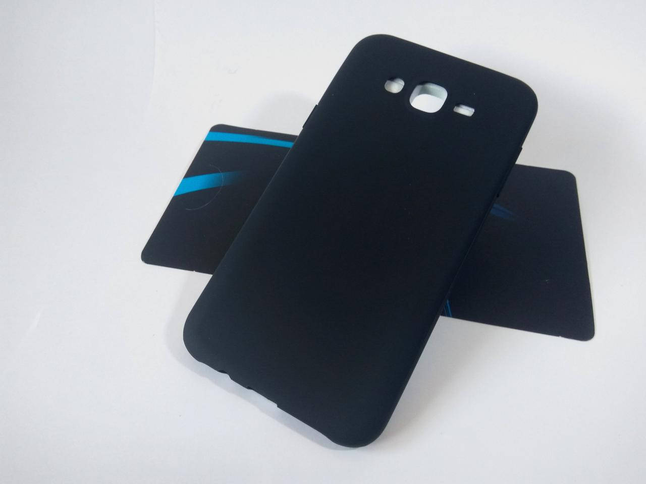 

Черный силиконовый чехол для Samsung Galaxy J7 (2015) J700 матовый TPU