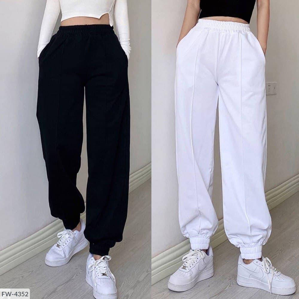 

Женские джоггеры со стрелками на высокой посадке