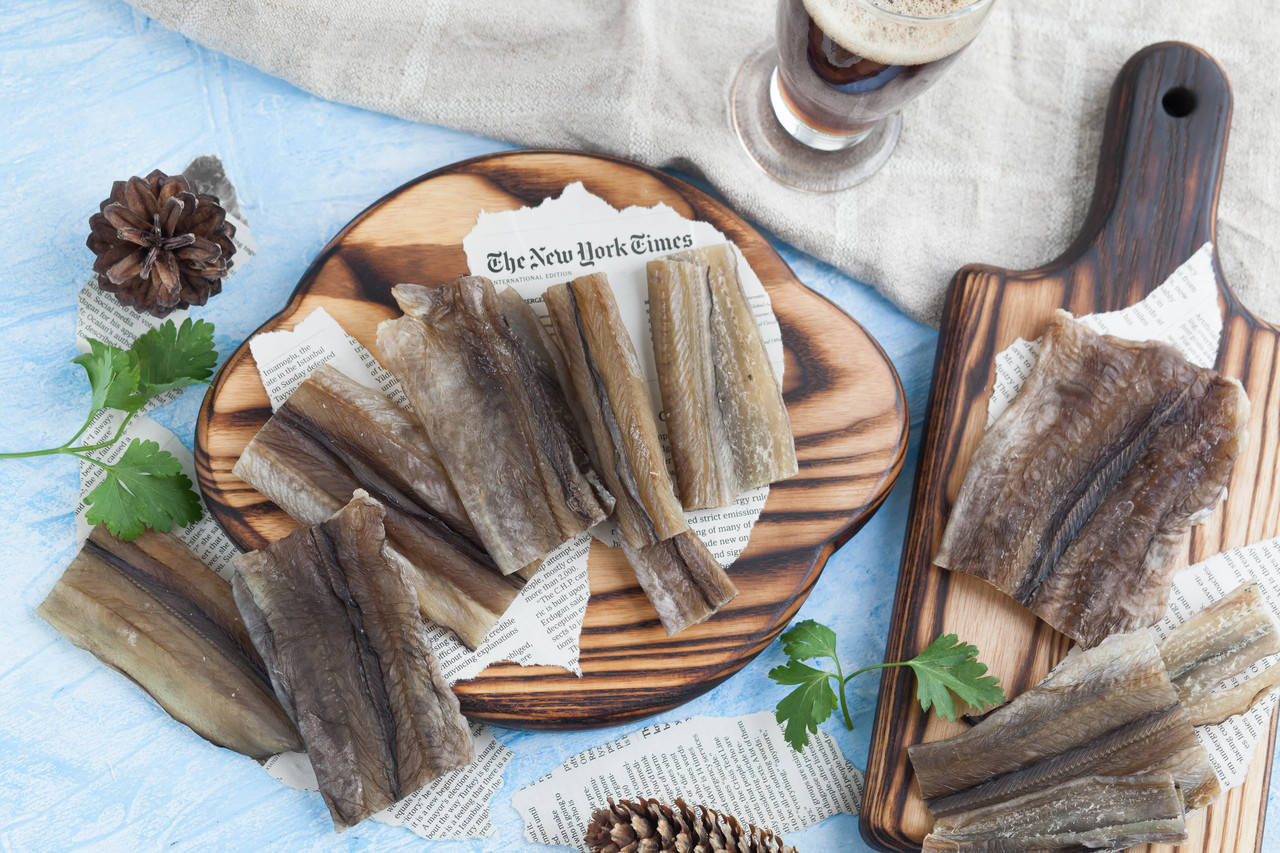 

Угорь солено-сушеный