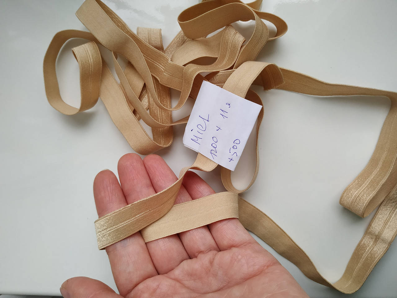 

Резинка бейка швейная окантовка попаламка бежевая 15мм, Бежевый