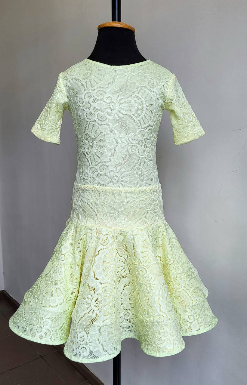 

Рейтинговое платье для бальных танцев, размер 30.