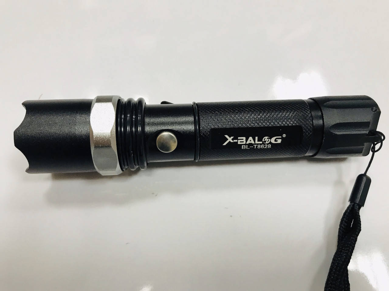 

Аккумуляторный фонарик Bailong T8626 в кейсе Фонарь полицейский BL-XPE-S Дальность 500 метров