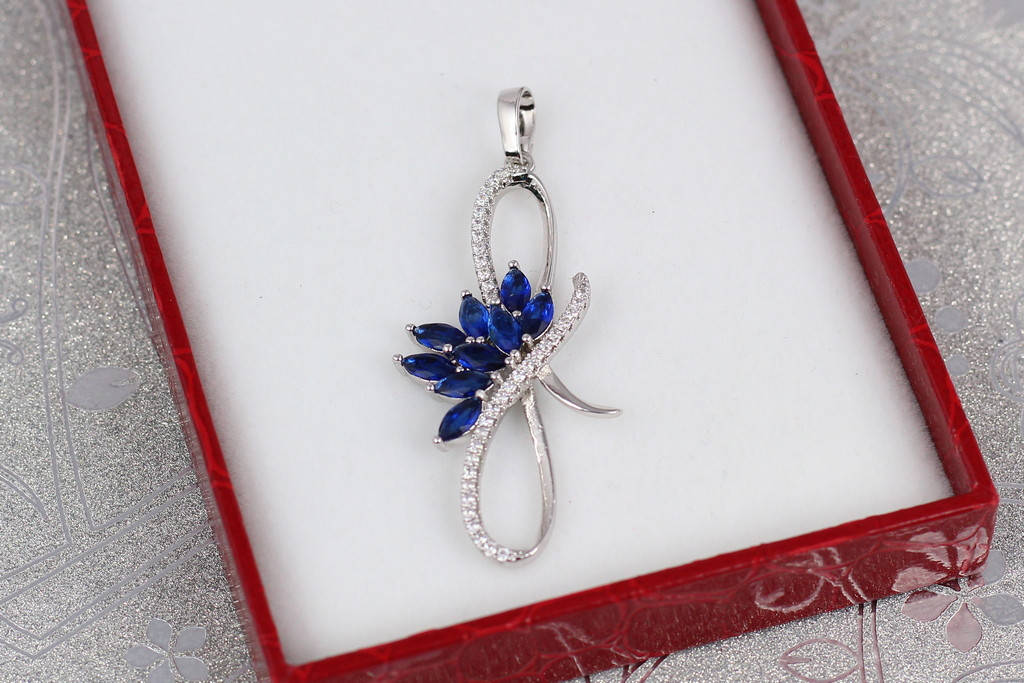 

Кулон Xuping Jewelry с синими камнями 4.7 см серебристый