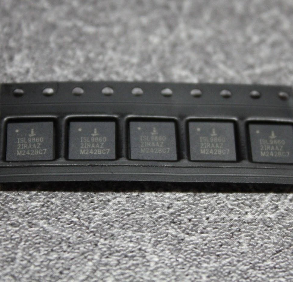 

Микросхема ISL98602IRAAZ ISL98602 ISL9860 QFN-40