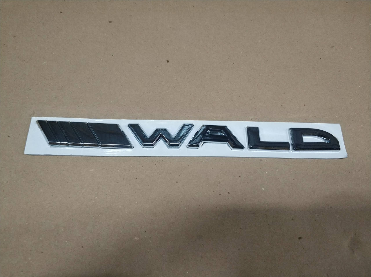

Эмблема WALD на авто Mercedes, Toyota