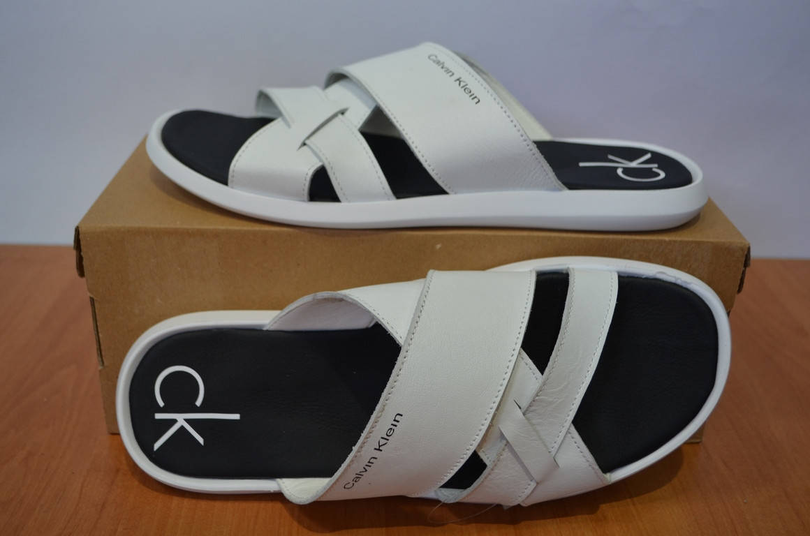 

Шлепанцы мужские Calvin Klein.Кожаные шлепанцы Филип плейн., Белый