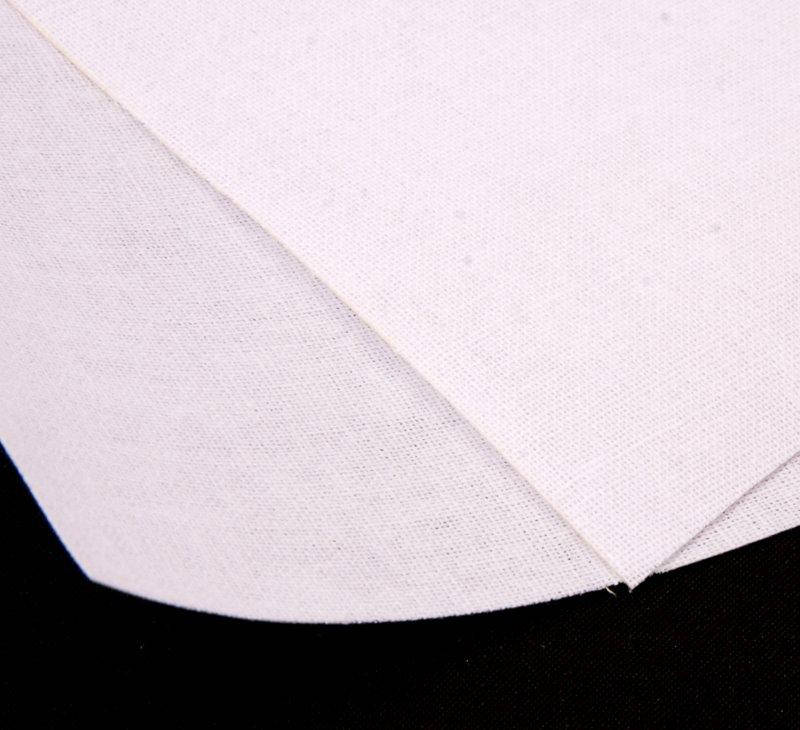 

Бязь клеевая сплошная рубашечная 150г/м цв белый 112см (рул 50м) Danelli S3GE155