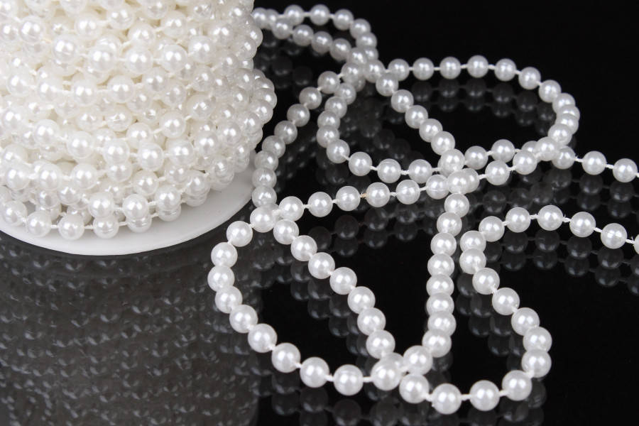 

Жемчуг на нитке (6мм х 10м) 5-77137