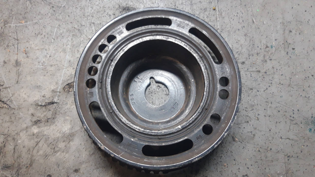 

Шкив коленвала демпферный Opel Astra G 1.4 16V; 1.6 16V; 1.8 16V 1998-2005 года