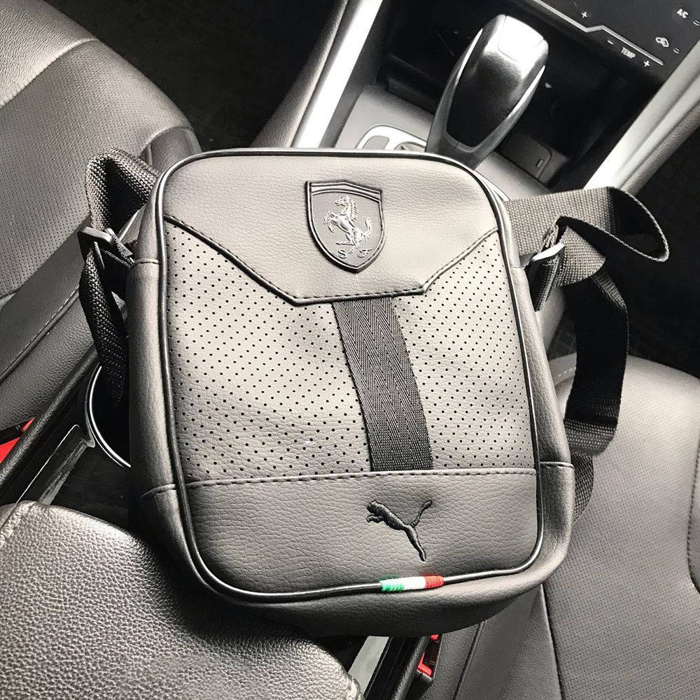 

Черная стильная барсетка Puma Ferrari спортивный мужской кожаный мессенджер Пума сумка через плече цвет черный