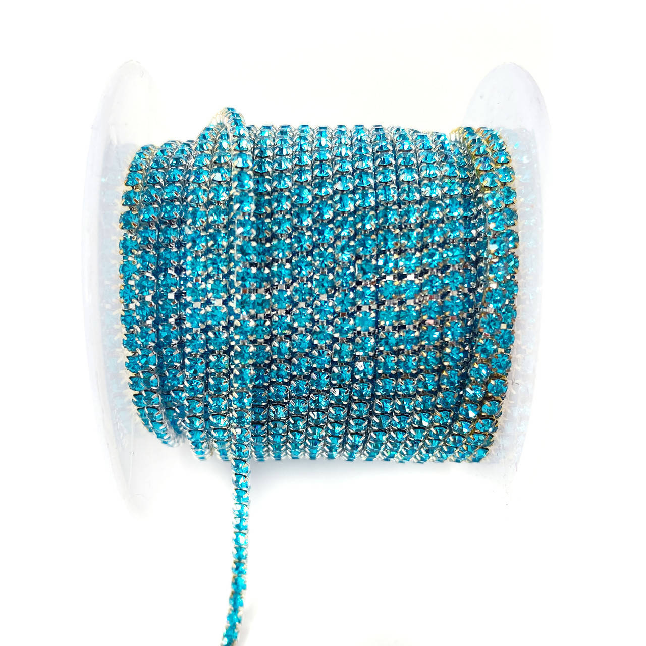 

Стразовая цепочка стекло 2 мм Голубая в серебристой оправе