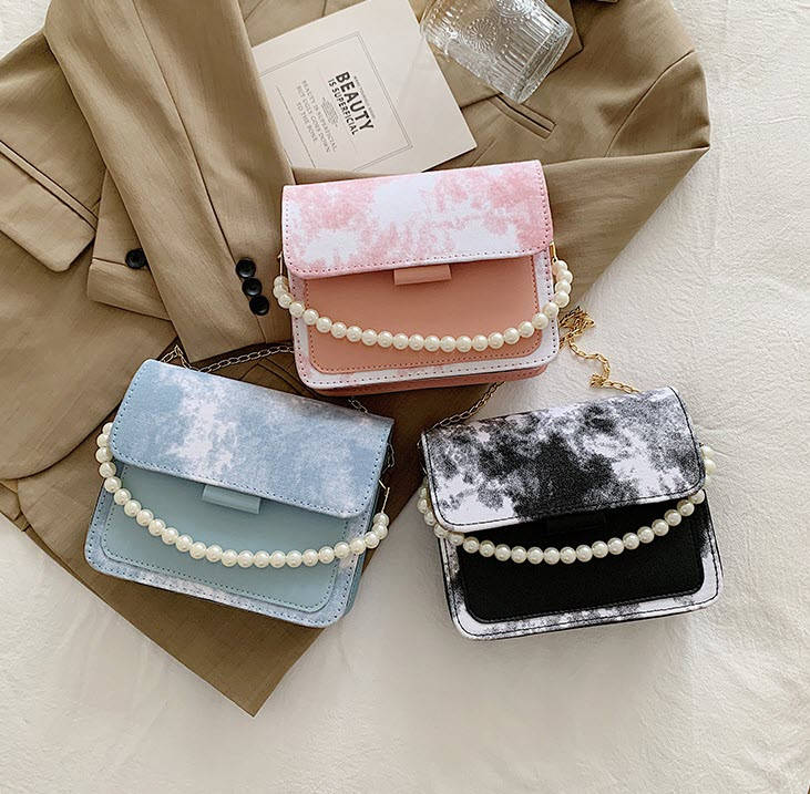 

Стильная элегантная сумка сундучок оригинального дизайна