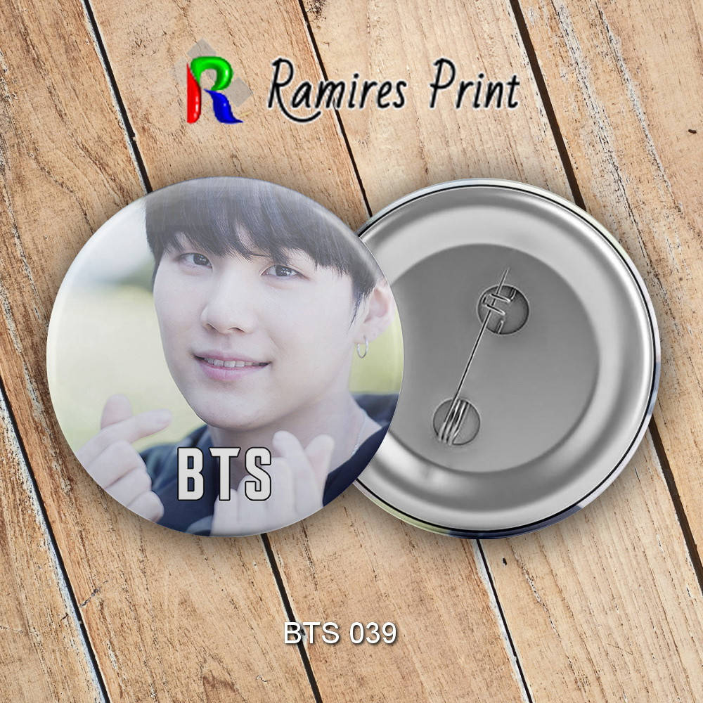 

Значок BTS 039