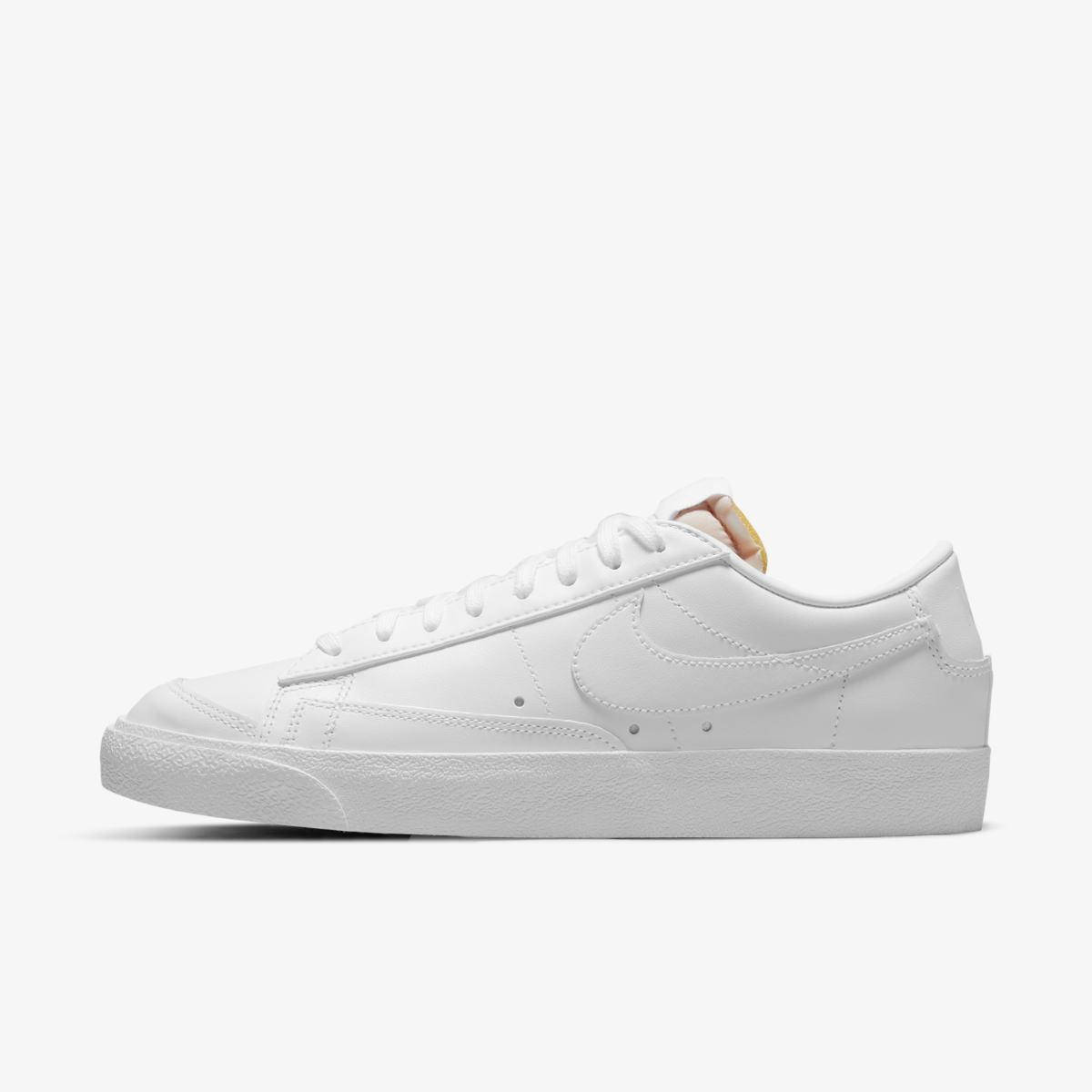

Кроссовки Nike Blazer Low 77 DC4769-101, Белый