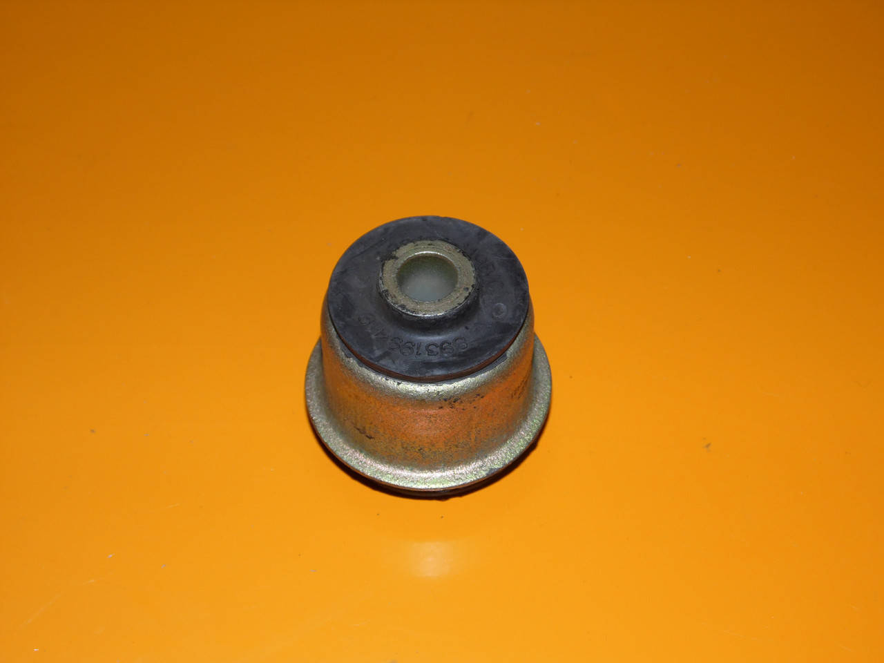 

Втулка балки задняя ось Audi 80 90 VW passat b2 RIDER RD.3445985421