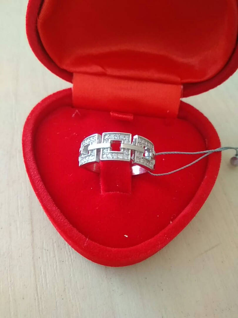 

Кольцо серебряное 925 пробы