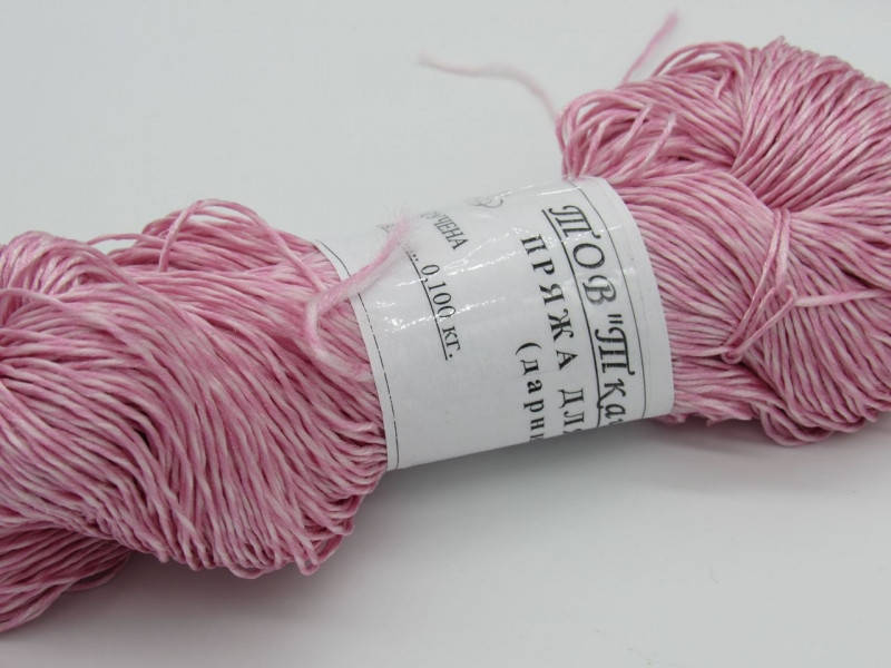 

Пряжа Дарничанка кручена-рожевий