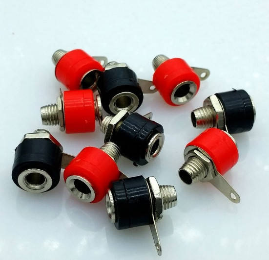 

3217 Разъём гнездо банан 4 мм черный